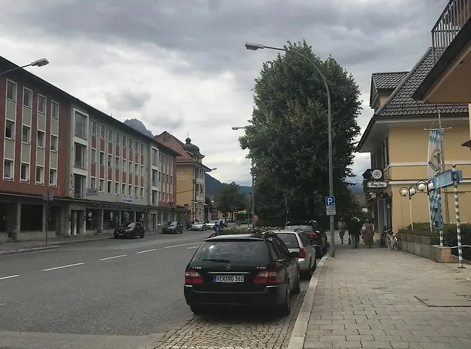 Golden Gapa Large Family 24 جارمش بارتنكيرشن