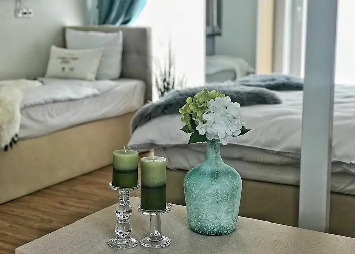 Golden Gapa Large Family 24